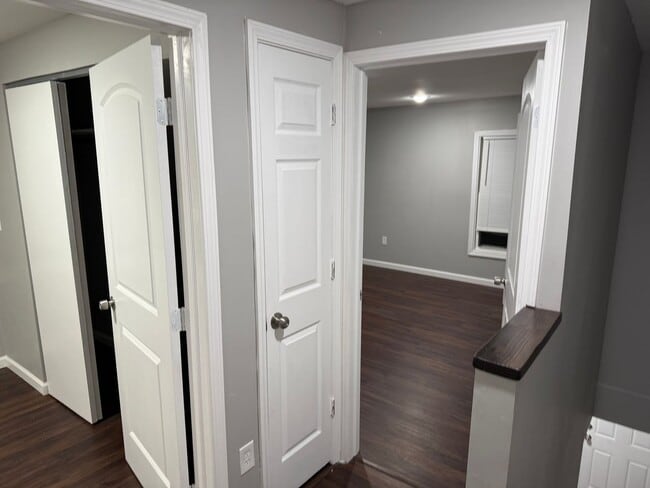 Building Photo - SR 398-400 Sunset Dr Unit 400