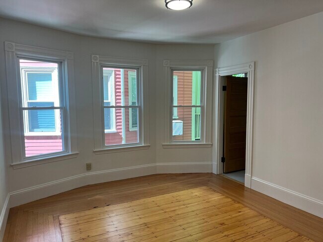 1657 Cambridge St Unit 2