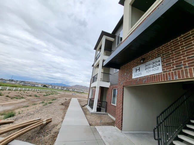 Photo - Short term lease available flexible end date