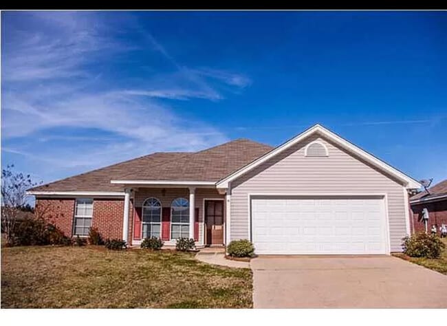 Photo - 310 Orchard Way