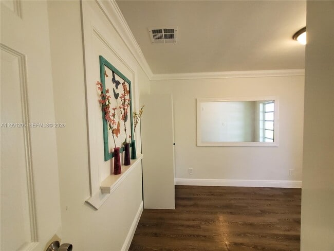 Photo - 126 NW 8th Ave Unit 1