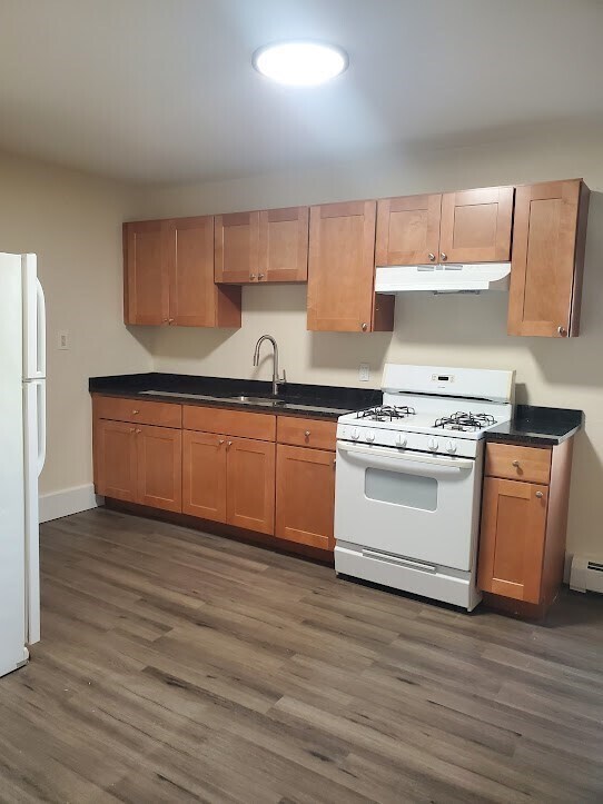 Photo - 9 Victory Rd Unit 13