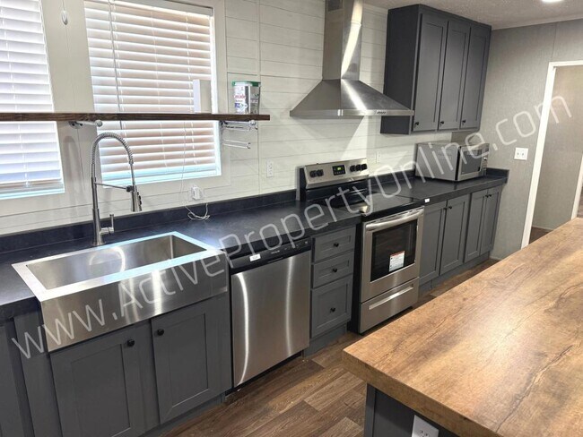 Photo - 202 Reed Clark Rd