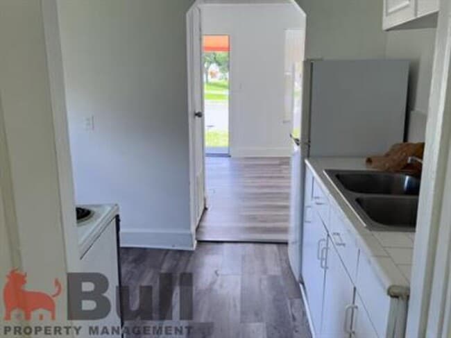 Photo - 601 N Emory Ave