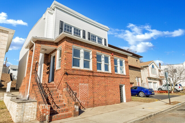 Photo - 141 Westminster Pl Unit 1