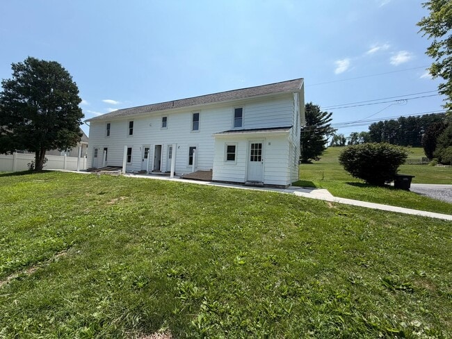 Photo - 3777-3783 Huckleberry Road Unidad 3779