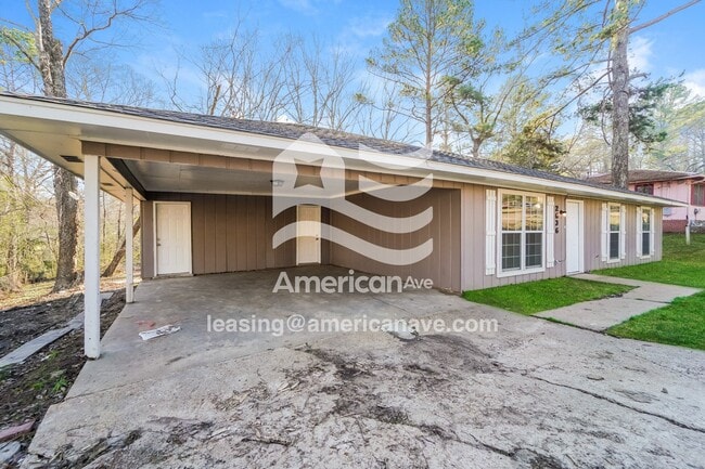 Photo - 2636 Revere St