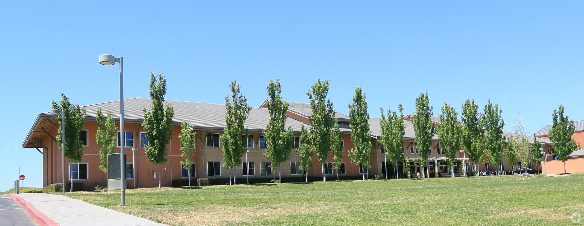 Photo - Sierra Terraces II