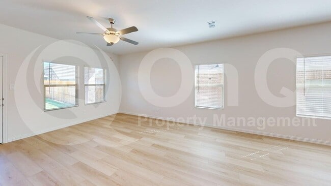 Photo - 522 Blanton St