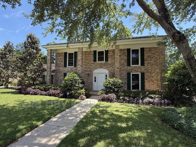 Building Photo - 6605 Chimney Top Dr S