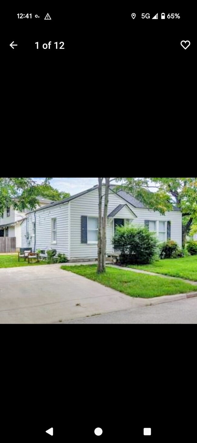 Building Photo - 1548 S Indianapolis Ave Rental