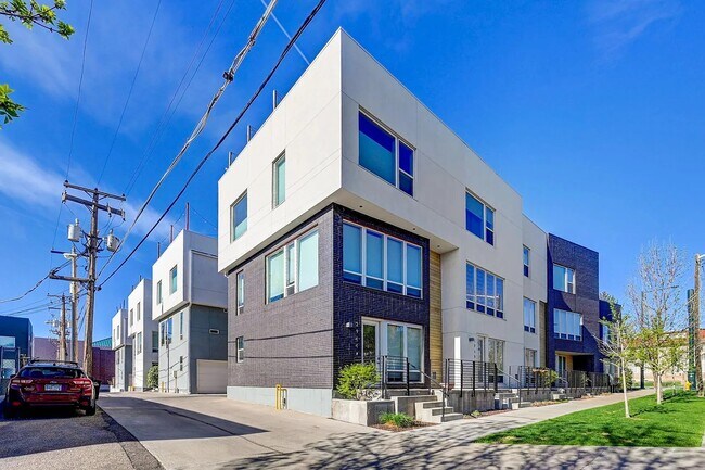 Building Photo - 3260 Federal Blvd Rental