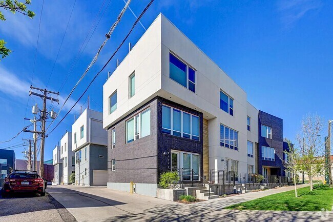 Building Photo - 3260 Federal Blvd Rental