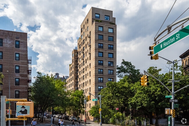 Southeast Corner - 180 W Houston St