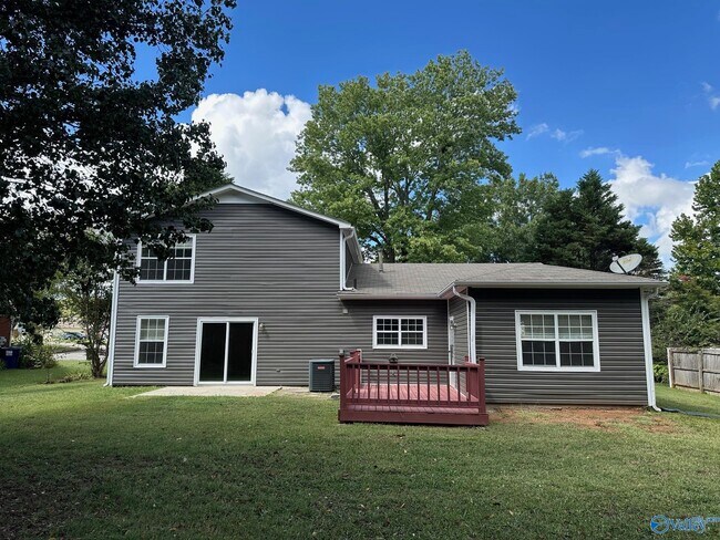 Photo - 212 Green Springs Ln