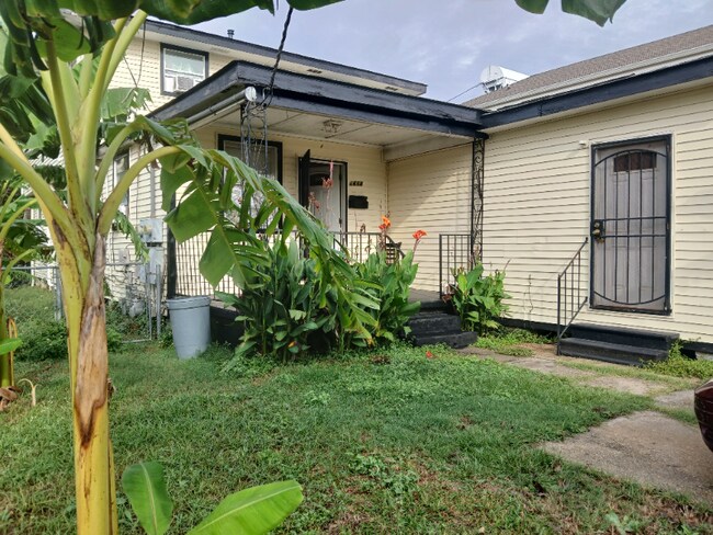 Photo - 1418 Jourdan Ave