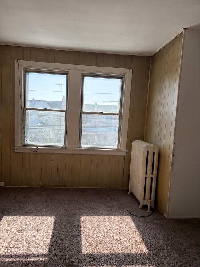 Photo - 7159 Radbourne Rd