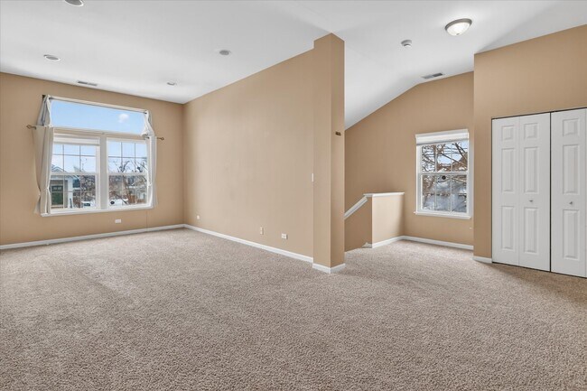 Photo - 1161 Hawthorne Ln