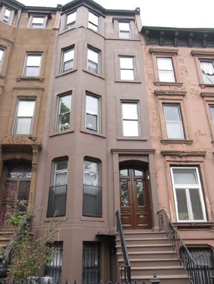 Photo - 204 Washington Ave Apartments