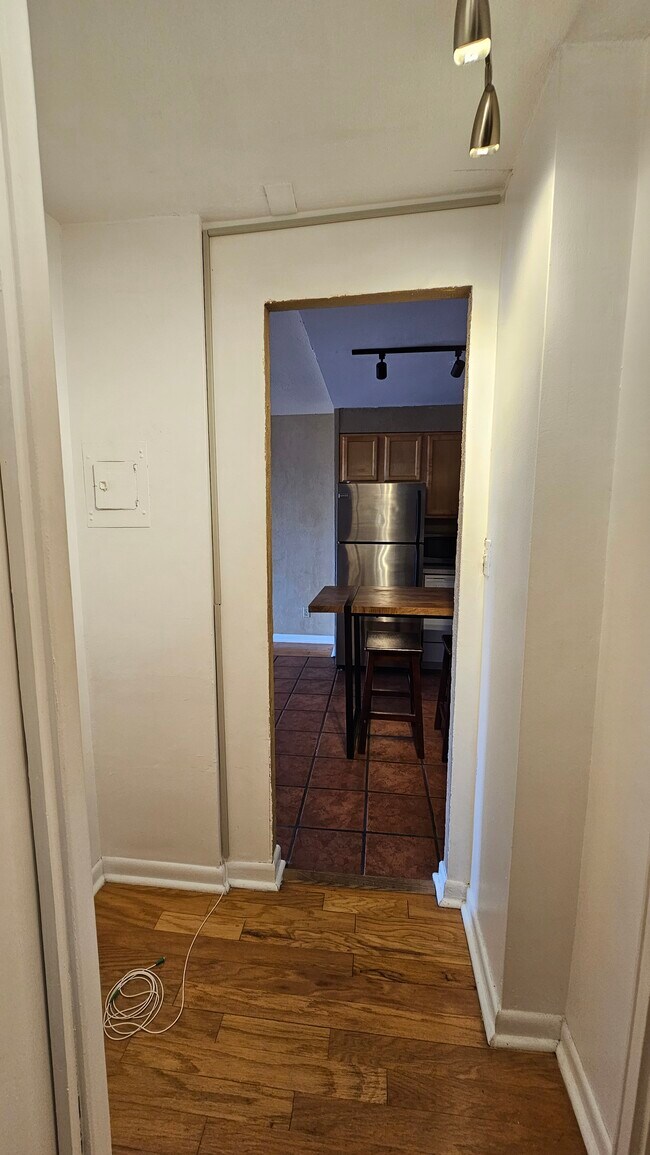 Photo - 123 S Adelaide Ave