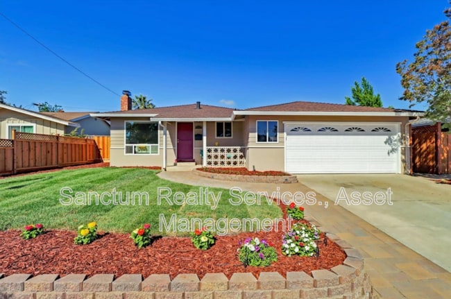 Building Photo - 1435 Bouret Dr Rental