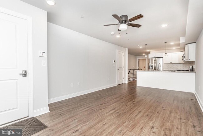 Building Photo - 2141 Christian St Unit 1 Rental