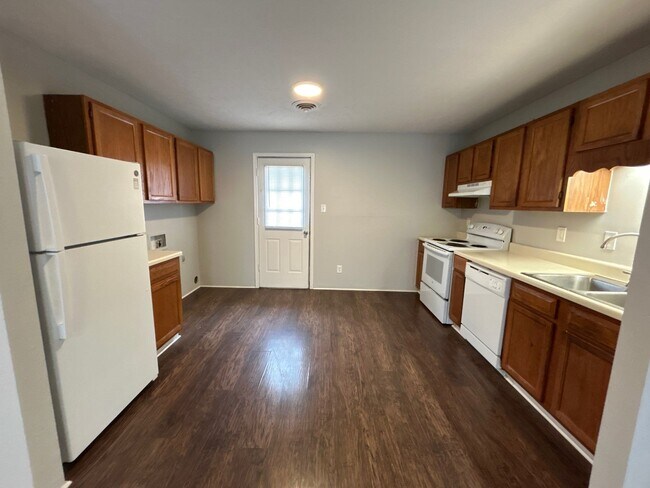 Photo - 263 Tinker Hill Cv Unit C