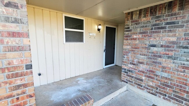 Photo - Charming 3-Bedroom Home in the Moore School District