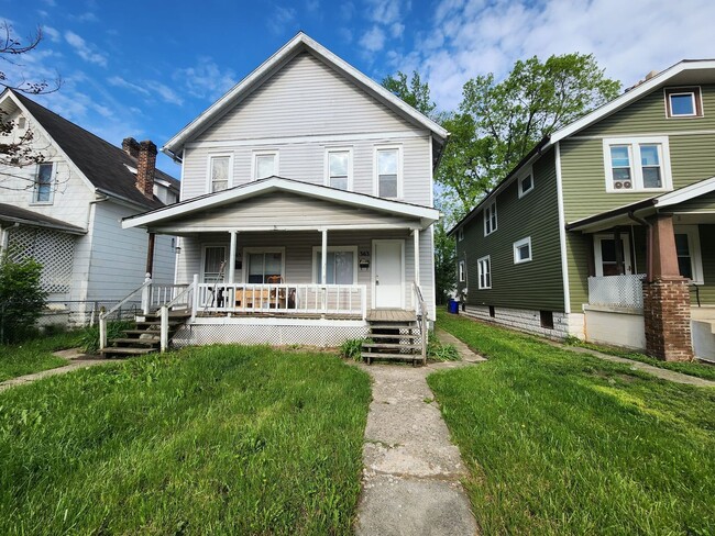 Photo - 363 Midland Ave Townhome