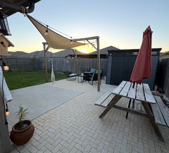 Photo - 7509 Loyd Neal Dr