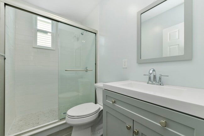 Photo - 78 Carolina Ave Unidad 2