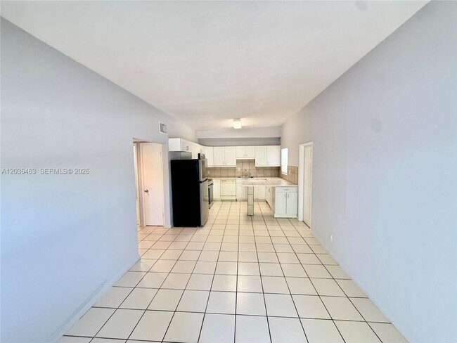 Photo - 2503 NW 5th Ave Unidad 1