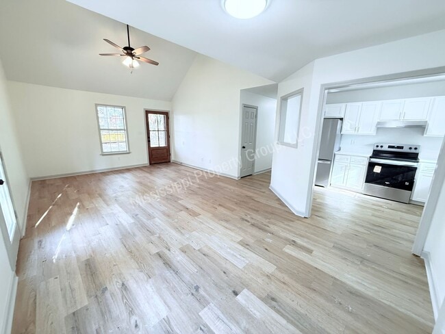 Photo - 3BR/2BA For Rent Unit 8 CR 1069