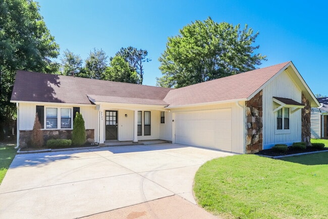 Photo - 2705 Van Leer Dr