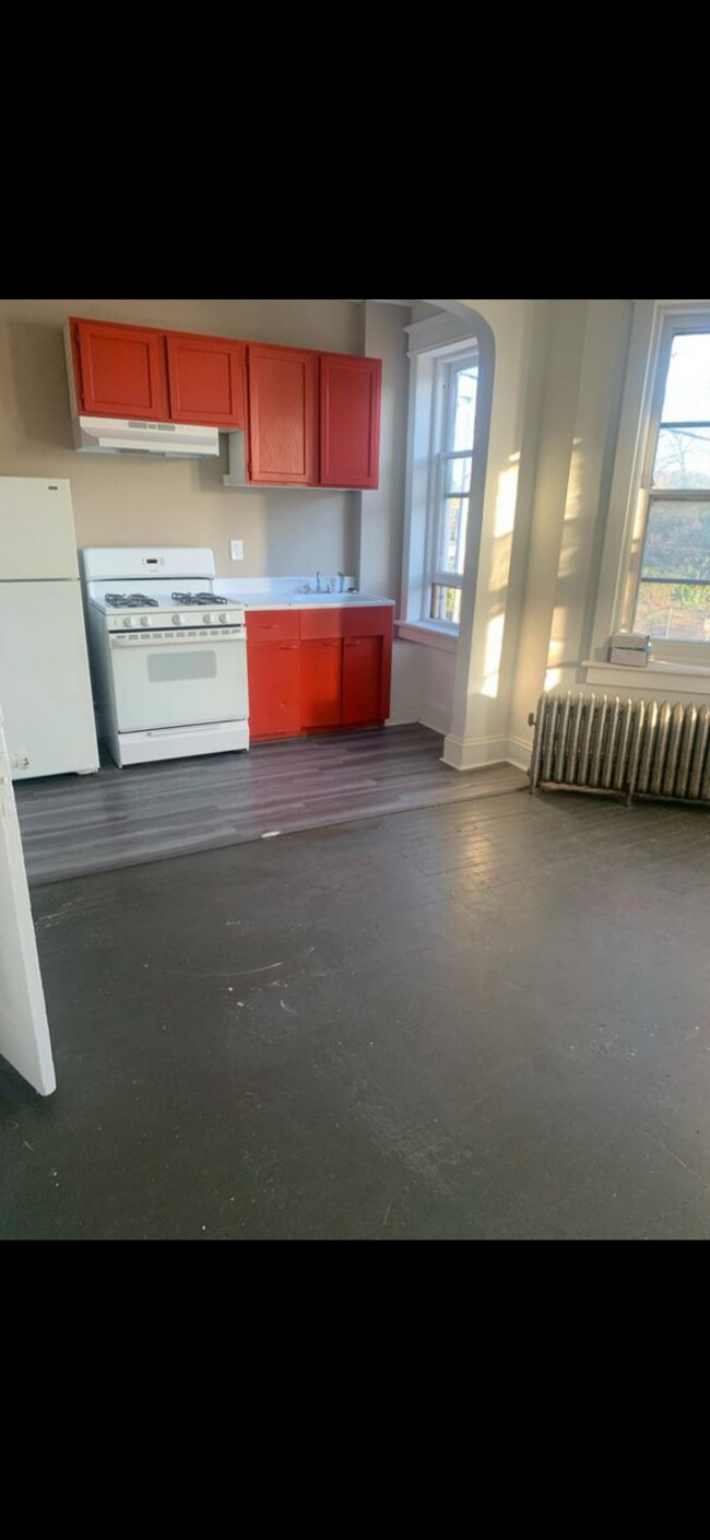 Photo - 542 E State St Unidad #2F