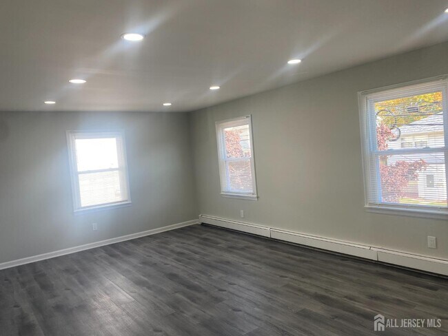 Photo - 111 Riva Ave Unidad 2