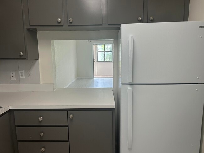 Photo - 1 Abbey Ln Unit 102