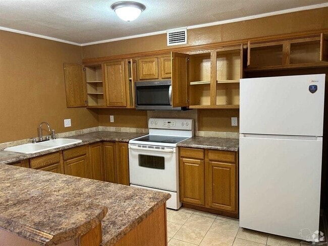Building Photo - 6465 Tippin Ave Rental