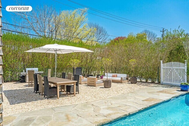 Photo - 148 Meeting House Ln