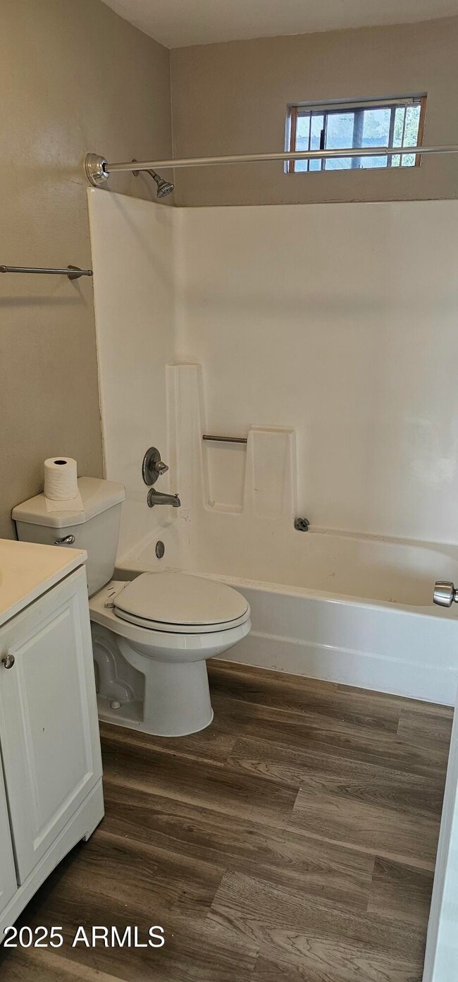 Photo - 1551 E Christy Dr Unidad 1,4