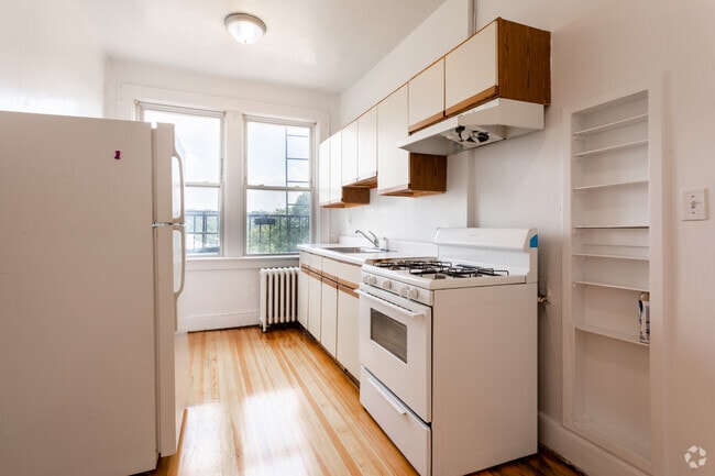 Kitchen - 101 E. EDSALL LLC