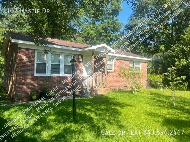 102 Hastie Dr. ~ Three bedroom home in Goo... - 102 Hastie Dr. ~ Three bedroom home in Goo...