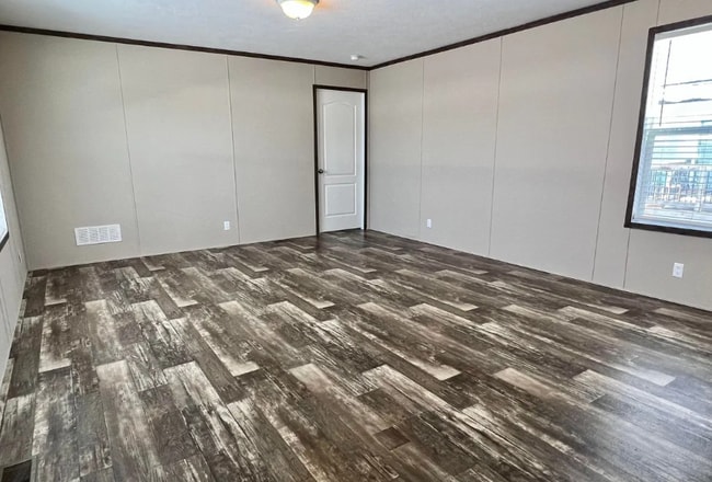 Photo - 6599 N Hampshire Dr