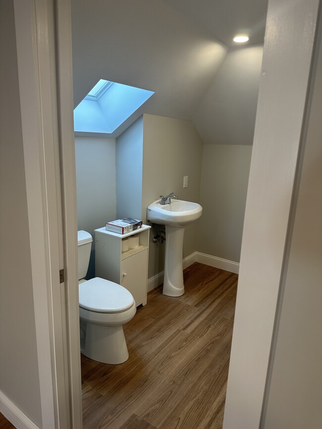 Photo - 53 Marshland St Unidad 2nd and 3rd floor