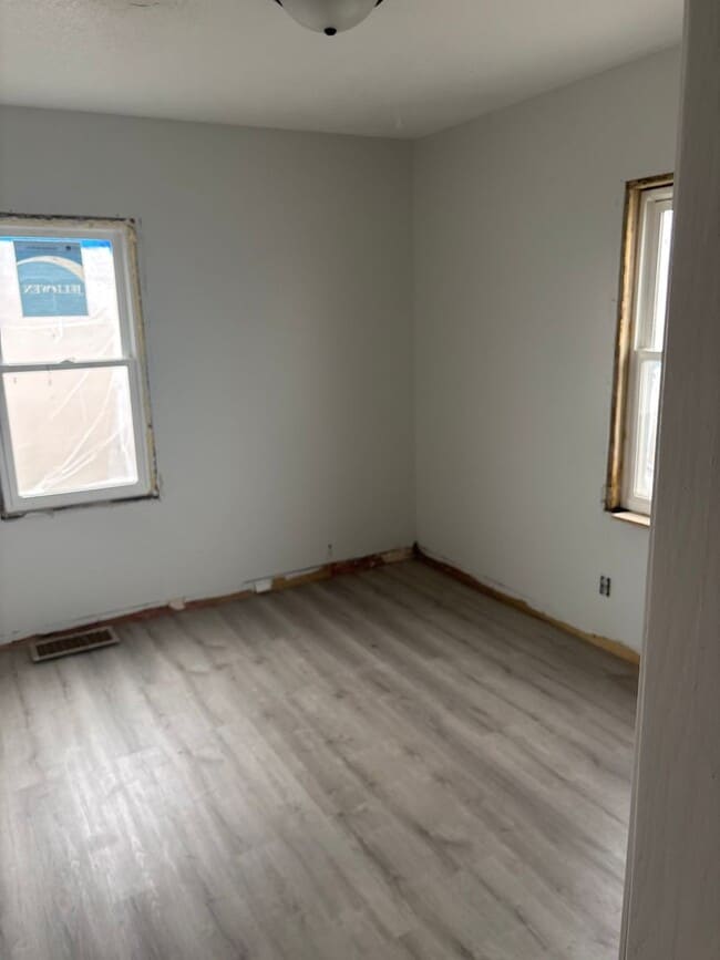 Photo - 1213 E Carol St