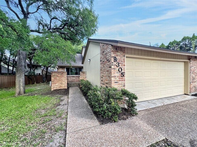 Photo - 8305 Greenslope Dr