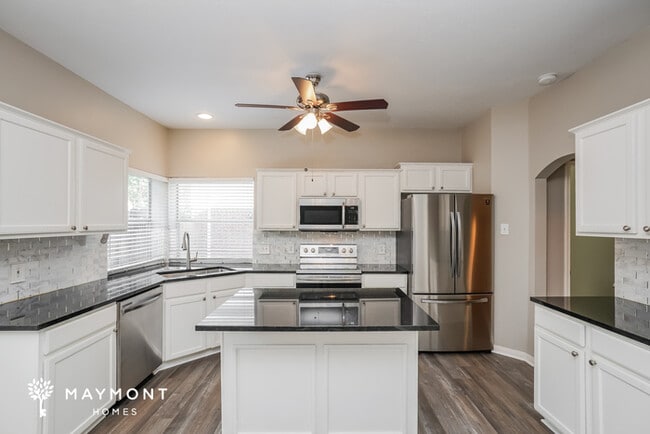 Photo - 9330 Rodgers Rd