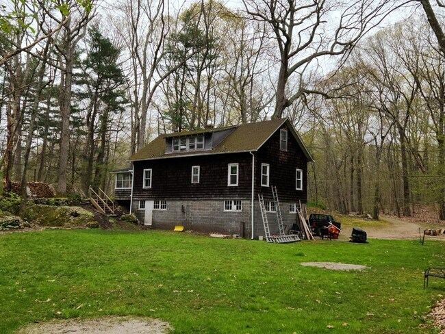 Photo - 480 Maupas Rd N Unit 4