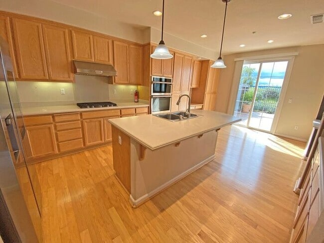 Photo - 4361 Red Maple Way