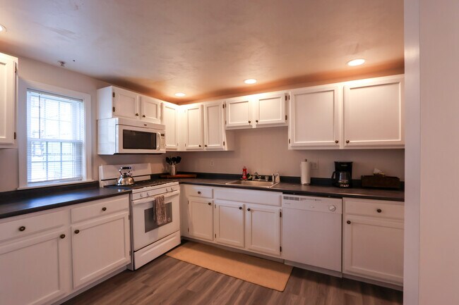 Photo - 29 Jay St Apartments Unit 1T